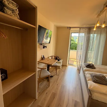 Apartament The Hive - Lake View Apartments *